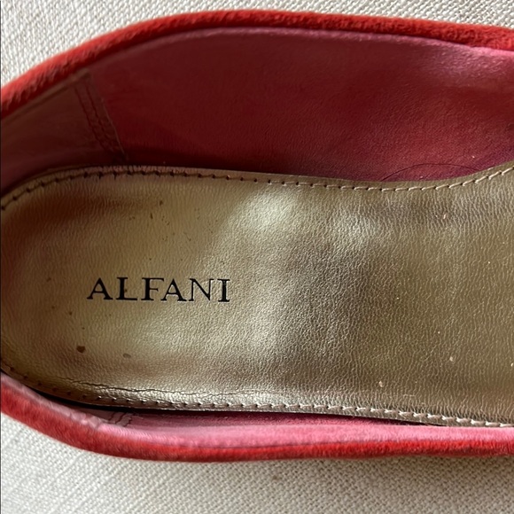 Alfani Women's Vibrant Red and Pink Loafers - Picture 2 of 6